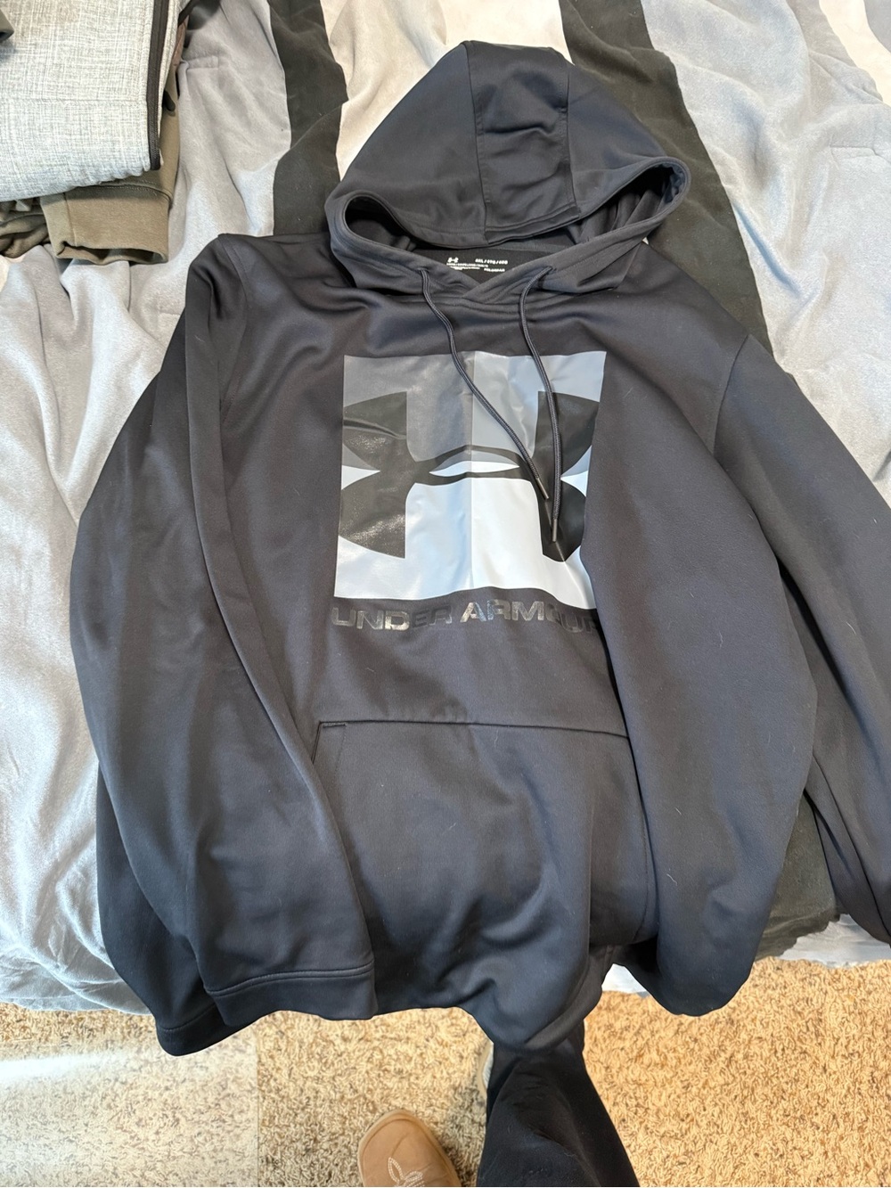 Under Armour Men’s Black Logo Crewneck Hoodie